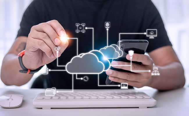 Symbolbild für die Cloudnutzung